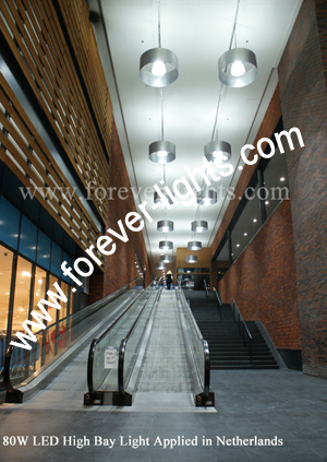 荷兰 – 80W LED工矿灯应用在商场